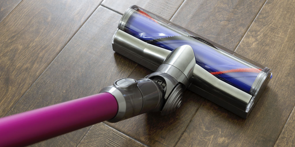 Is It Safe To Vacuum Hardwood Floors, Can You Use A Dyson Stick Vacuum On Hardwood Floors