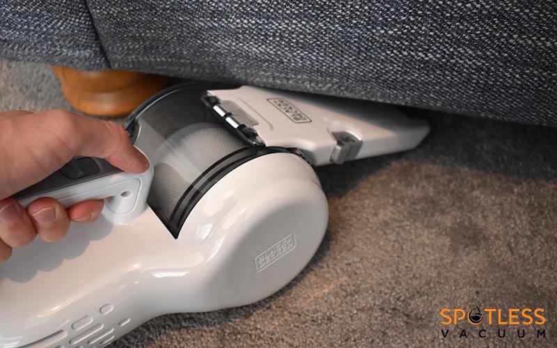 Black & Decker 18V Compact Pivot Hand Vacuum with Charging Base 