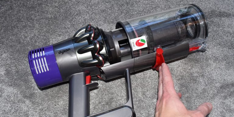 How to Empty a Dyson V10 Cordless Vacuum